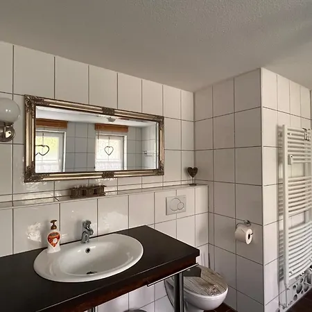 Hexenstube 2 Apartment *